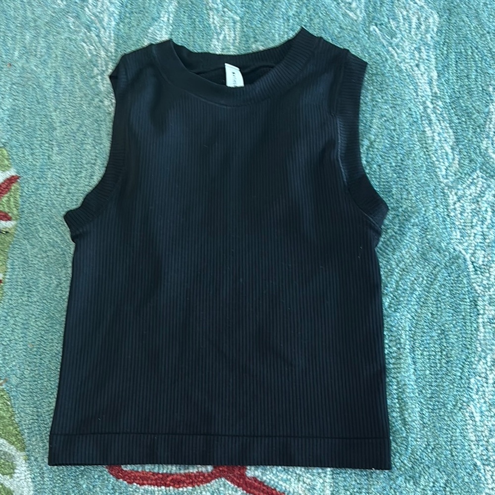 Athleta Black Sleeveless Muscle Tee